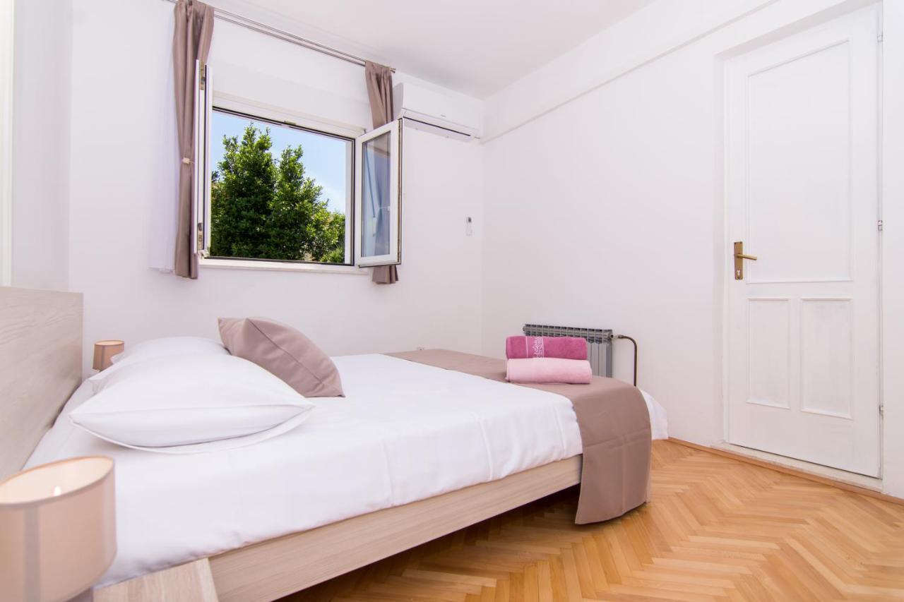 Apartmani Mlacic Donji Okrug  ภายนอก รูปภาพ