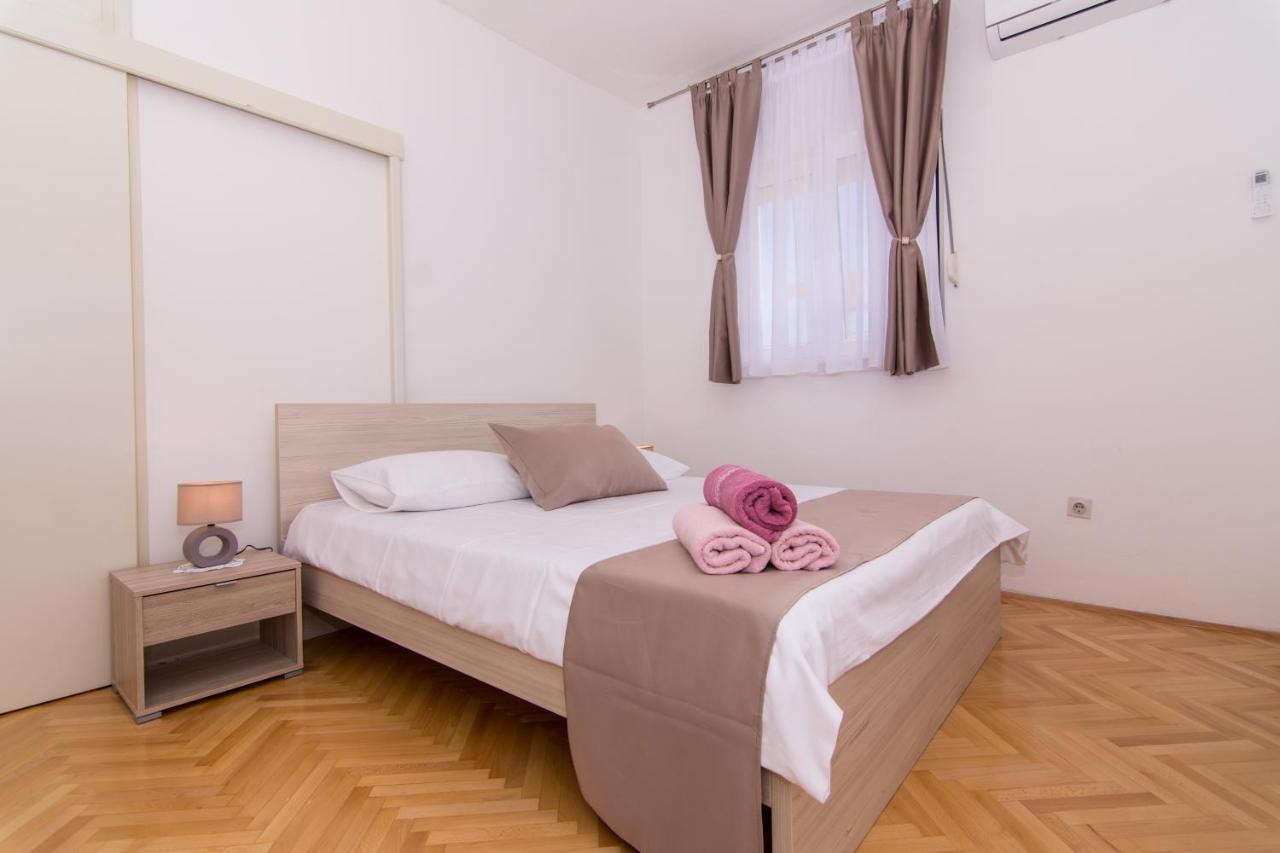 Apartmani Mlacic Donji Okrug  ภายนอก รูปภาพ